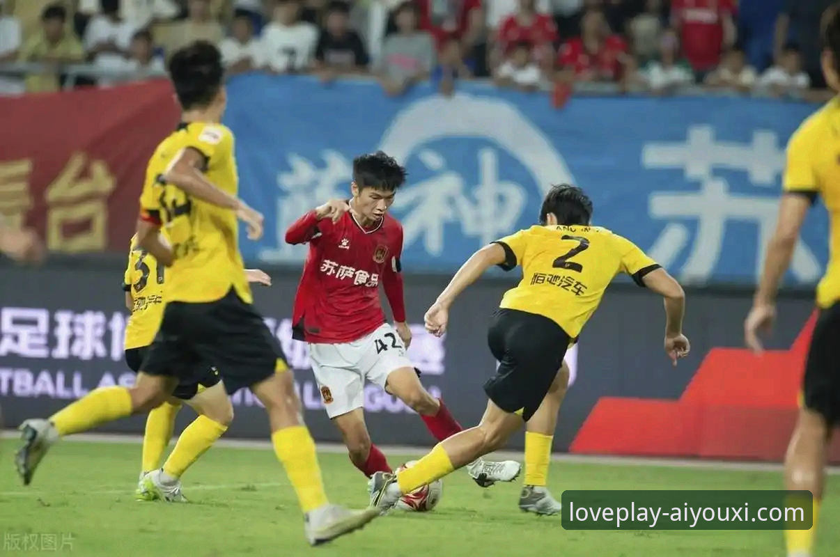 从恒大“金元足球”到法律审判：一场商业与体育模式的深度解析